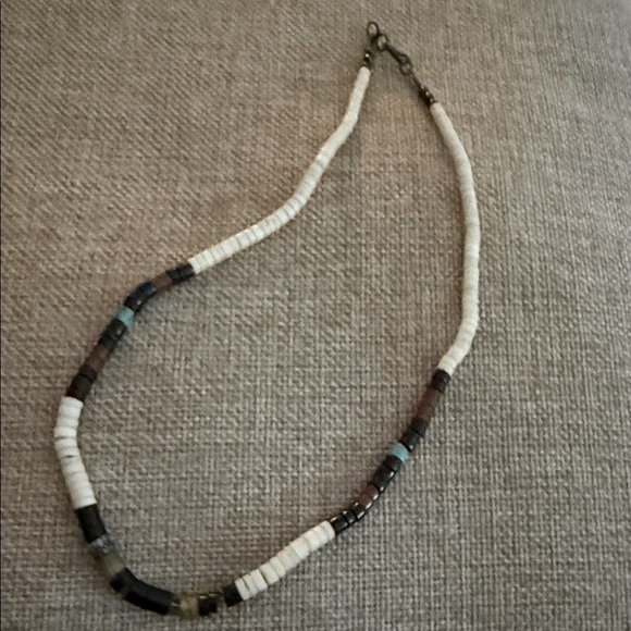 Clamshell Necklace - Picture 1 of 1